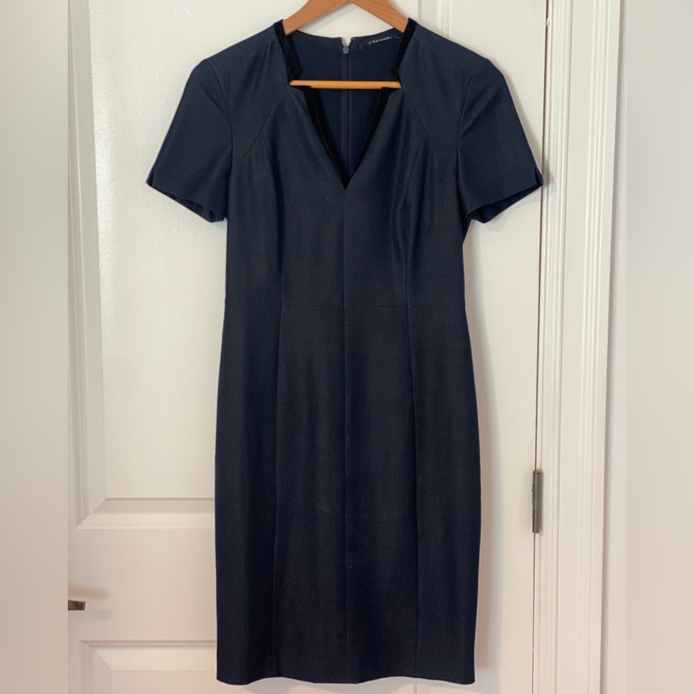 T Tahari Midnight Blue Short Sleeve Dress